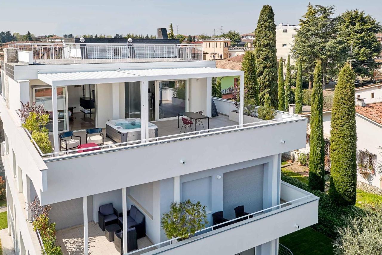 Luxury Suite La Finestra Sul Lago Peschiera del Garda Exterior foto